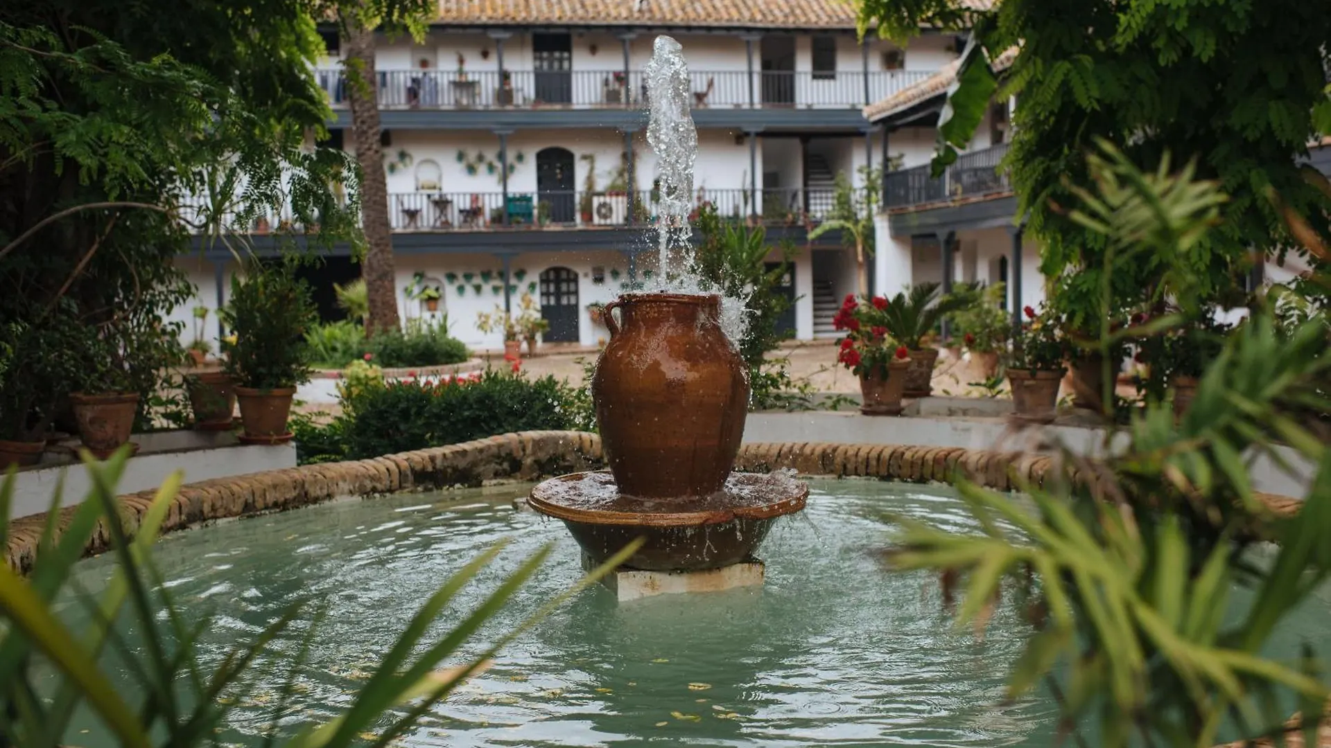 Oasis En El Centro De Sevilla Spain